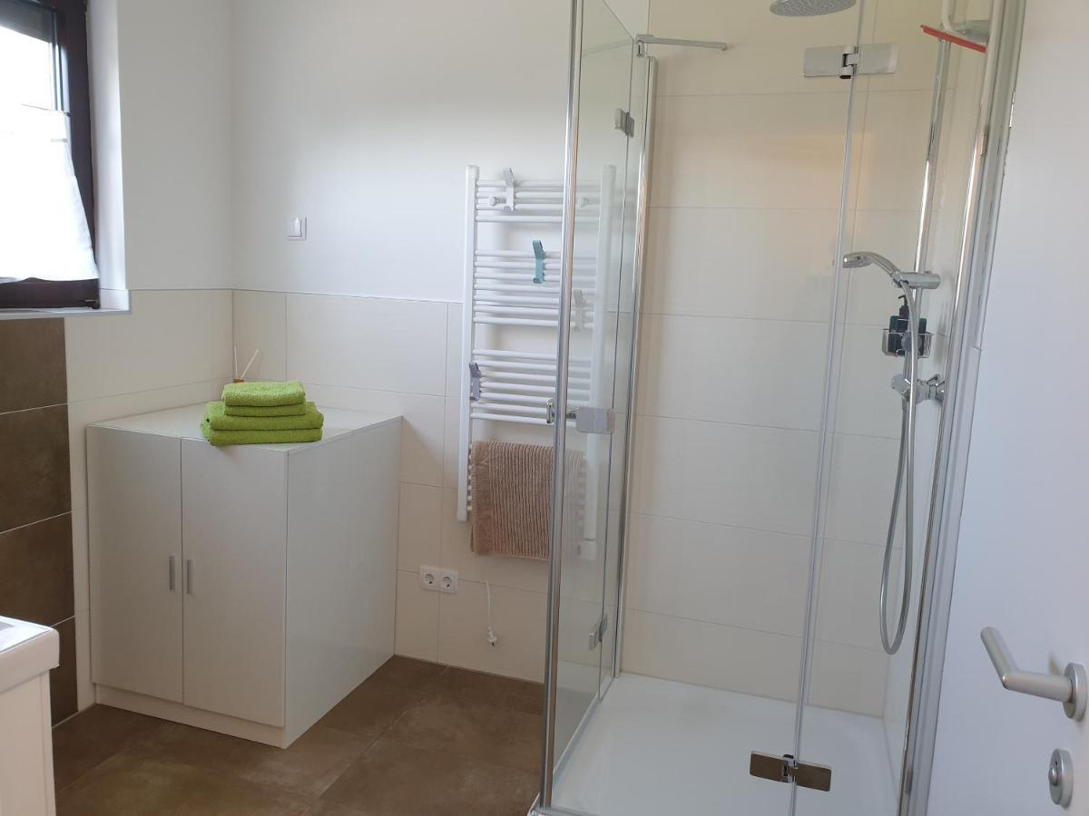 Apartment Moni In Lutzmannsburg, 1 Km Von Der Sonnentherme Entfernt - Apartment Mit 3 Schlafzimmern Exteriör bild